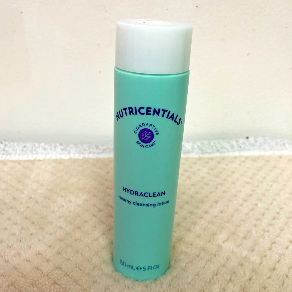 NuSkin HydraClean Cleansing Lotion NWOT